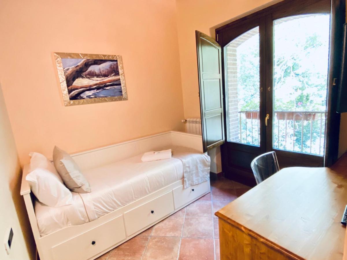 Campagna Waterfalls View Suites Extérieur photo