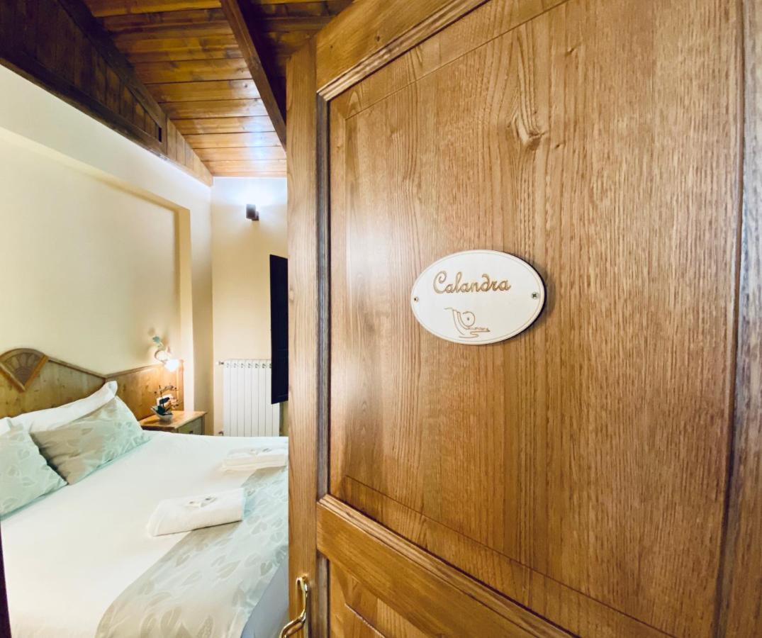 Campagna Waterfalls View Suites Extérieur photo