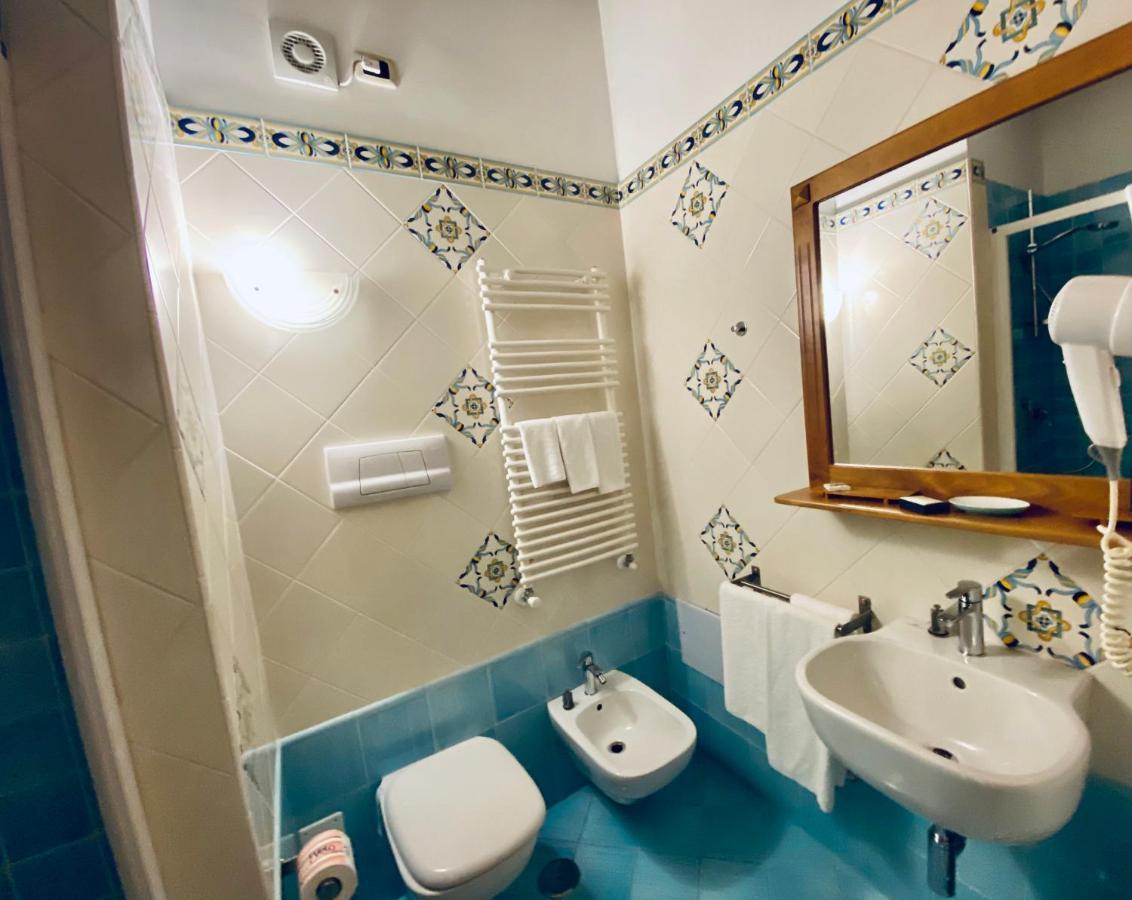 Campagna Waterfalls View Suites Extérieur photo
